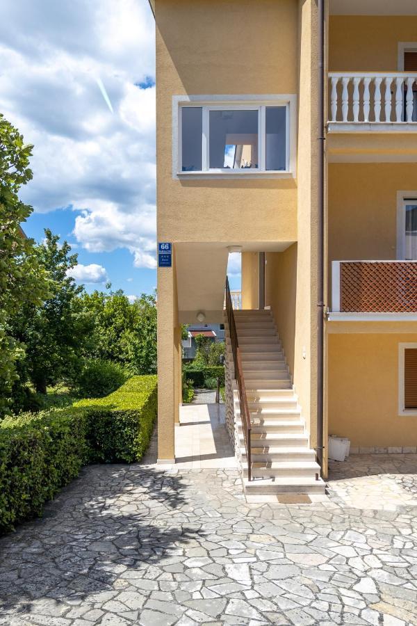 App Blue, Selce Apartment ภายนอก รูปภาพ