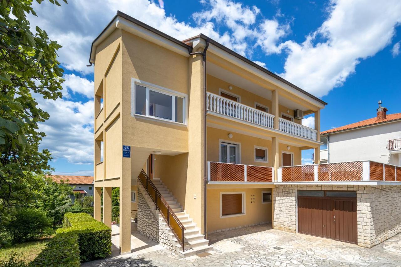 App Blue, Selce Apartment ภายนอก รูปภาพ